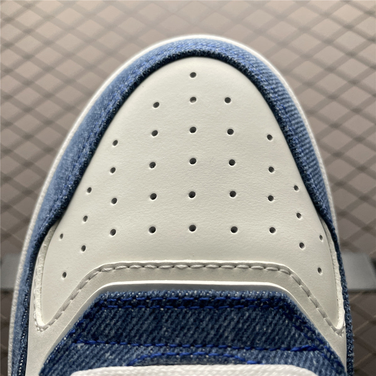 Valentino B27 Blue