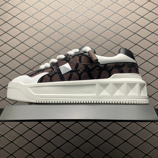 Valentino Sneakers