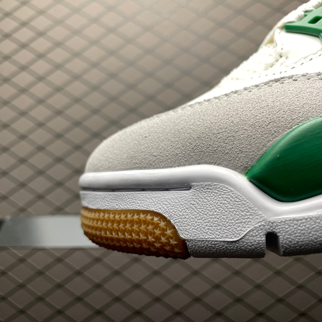 Air Jordan 4 Pine Green